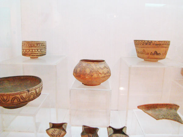 Clay utensils of Harappa discovery