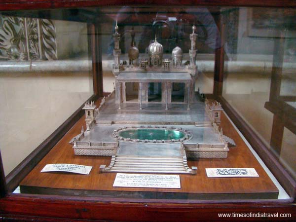 model-chowmahalla-palace